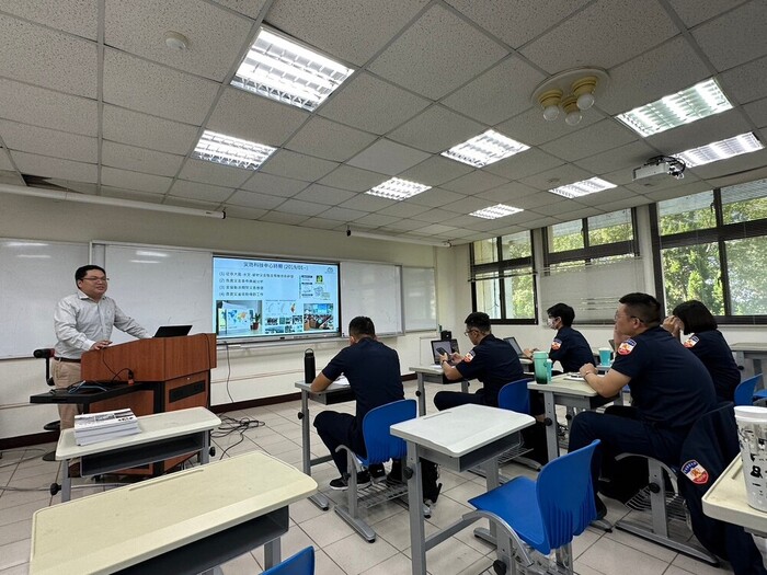 國家災害防救科技中心副研究員何瑞益博士蒞所專題演講