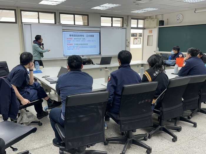 台大寫作中心趙雄健老師專題演講