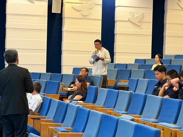 桃園市消防局邱專員與現場教授討論