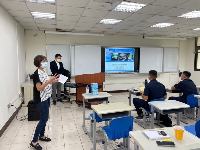 東吳大學政治學系左宜恩副教授專題演講